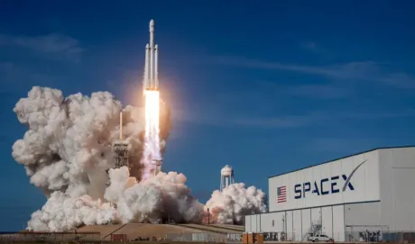 SpaceX получила $4,16 млрд контракт на оборонную систему для США